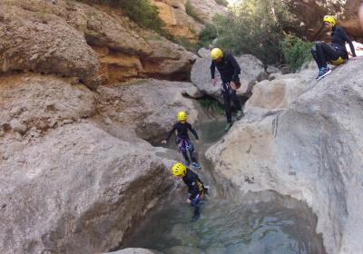 Canyoning in Sort for beginners