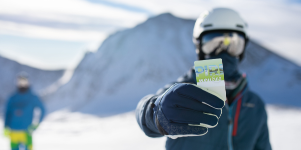 Esquí a Boi Taüll - FGC Ferrocarrils de la Generalitat de Catalunya - Botiga Catalunya Experience