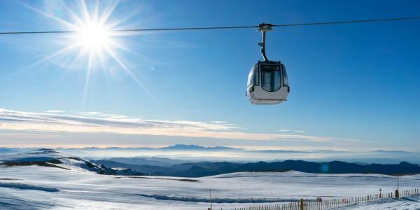 Passeig panoràmic amb Telecabina - FGC Ferrocarrils  de la Generalitat de Catalunya - Botiga Catalunya Experience